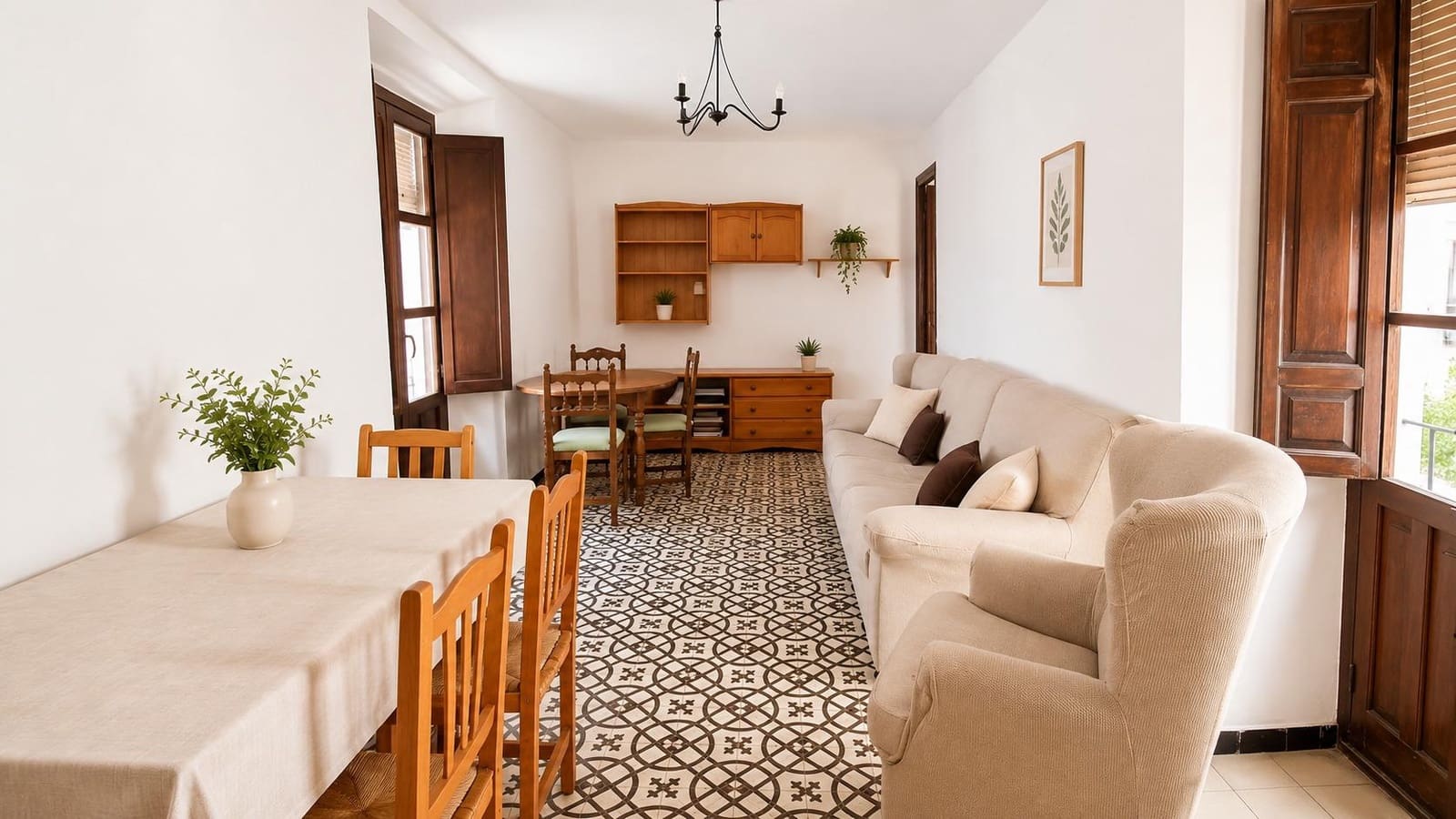 7 soverom Hus til salgs i Cordoba by - € 379 800 (Ref: 9901569)