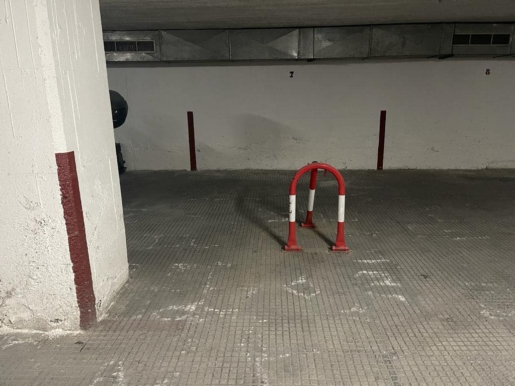 Garage till salu i Cordoba stad - 18 000 € (Ref: 9901571)