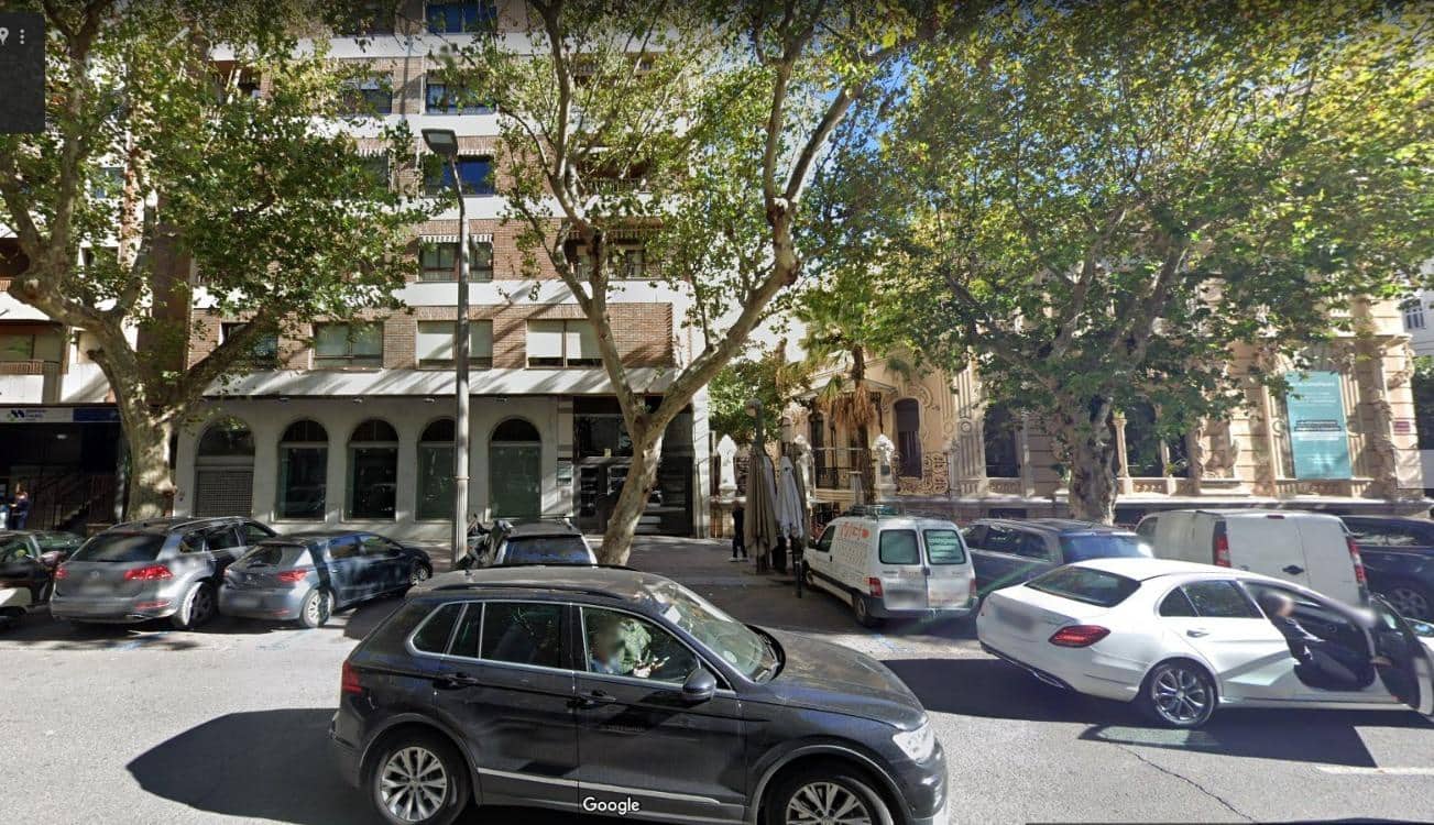 Garage till salu i Cordoba stad - 18 000 € (Ref: 9901571)