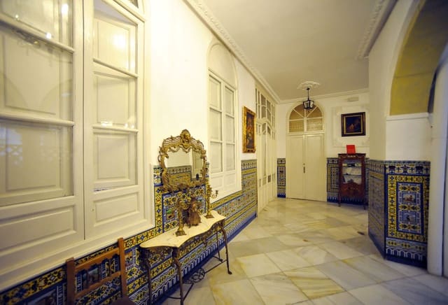 Townhouse for sale in Centro, Córdoba city with pool garage - € 900,000 (Ref: 9901573)