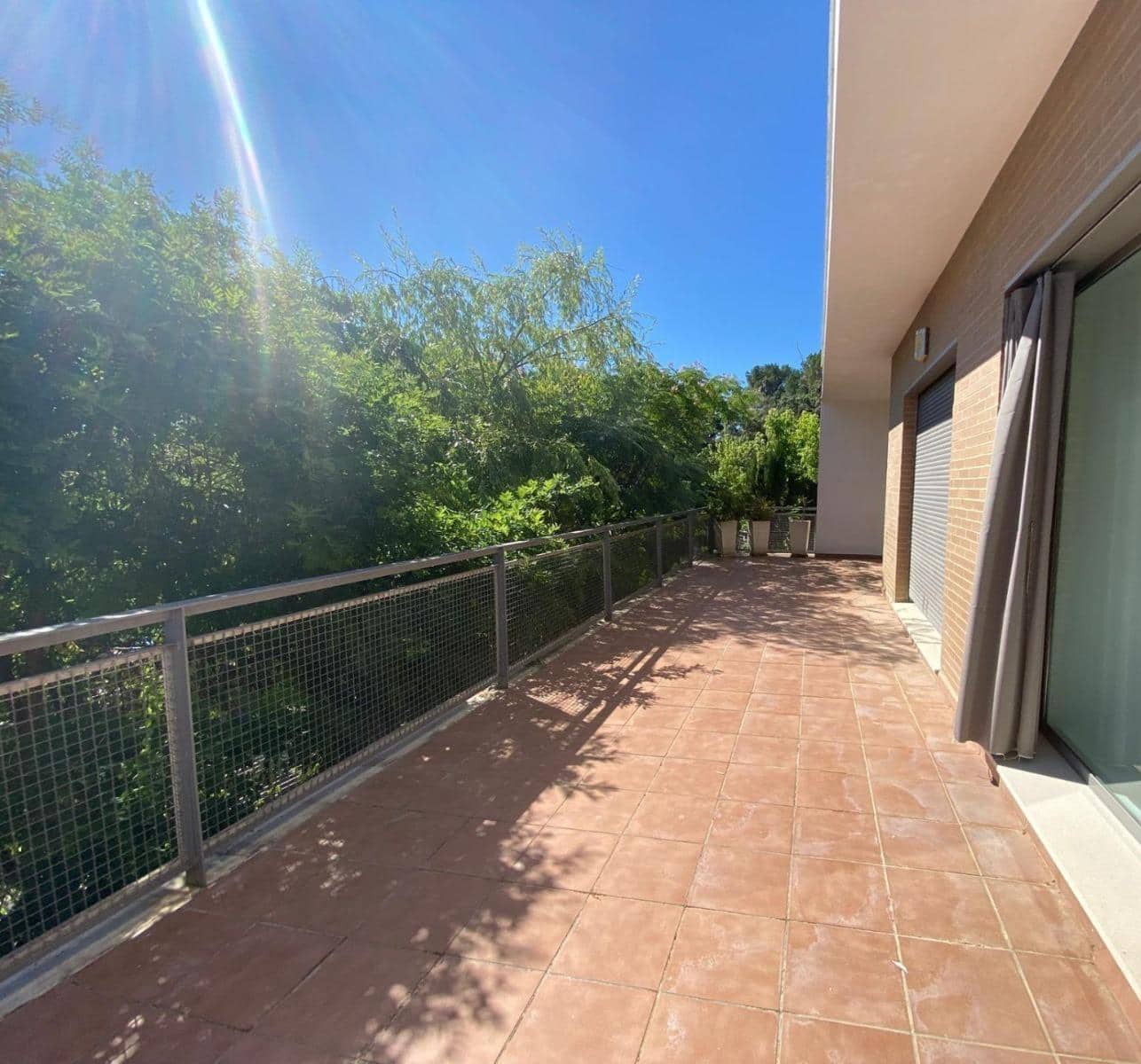 5 slaapkamer Villa te koop in Cordoba stad met zwembad garage - € 475.000 (Ref: 9904044)