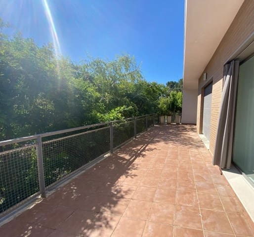 5 soveværelse Villa til salg i Córdoba by med swimmingpool garage - € 475.000 (Ref: 9904044)