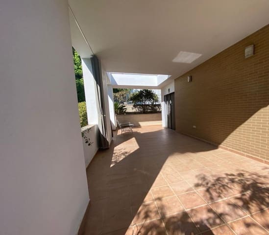5 soveværelse Villa til salg i Córdoba by med swimmingpool garage - € 475.000 (Ref: 9904044)