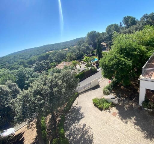 5 soveværelse Villa til salg i Córdoba by med swimmingpool garage - € 475.000 (Ref: 9904044)