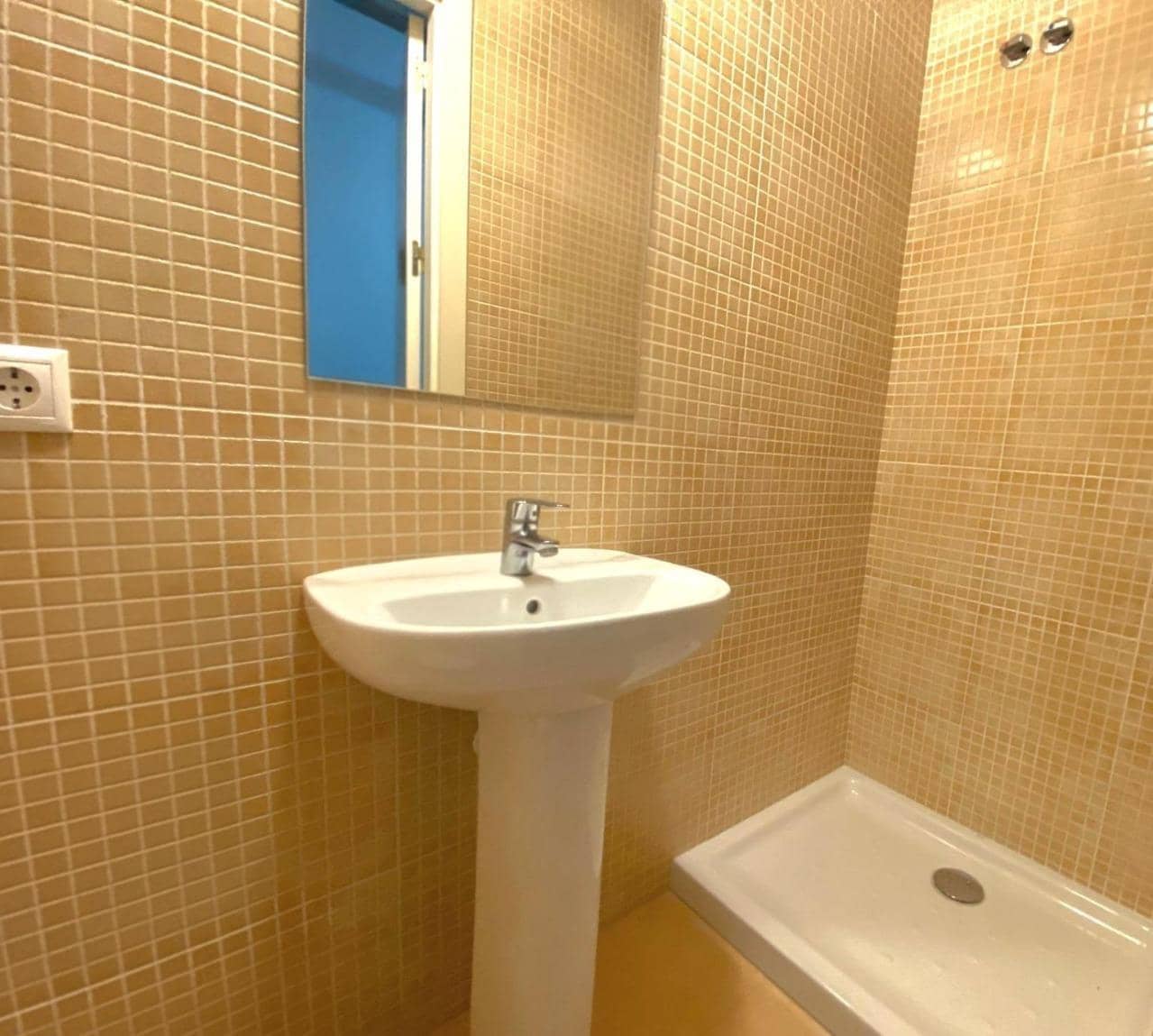 5 slaapkamer Villa te koop in Cordoba stad met zwembad garage - € 475.000 (Ref: 9904044)