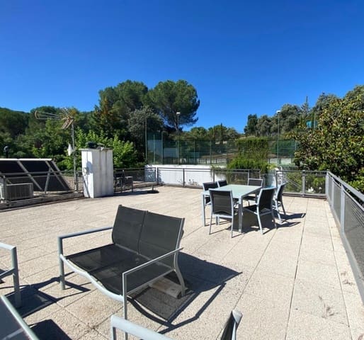 5 soveværelse Villa til salg i Córdoba by med swimmingpool garage - € 435.000 (Ref: 9904044)