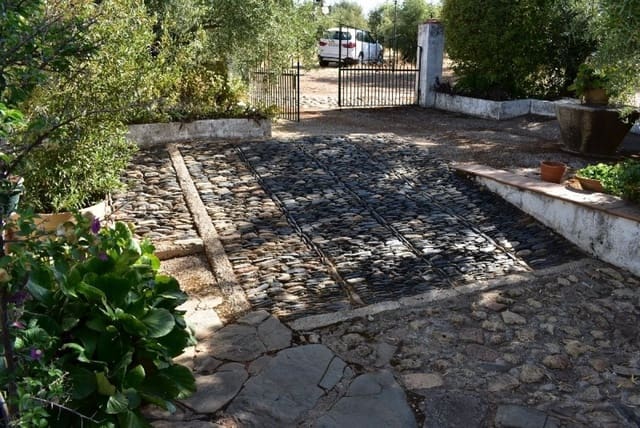6 soverom Finca/Herregård til salgs i Montoro - € 310 000 (Ref: 9904046)