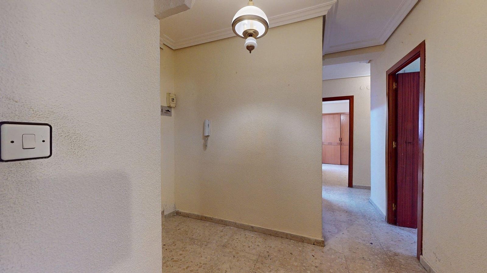 3 slaapkamer Flat te koop in Cordoba stad - € 172.000 (Ref: 9904048)