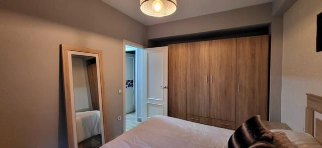 Piso de 3 habitaciones en Sagunto, Córdoba ciudad en venta - 142.500 € (Ref: 9908101)
