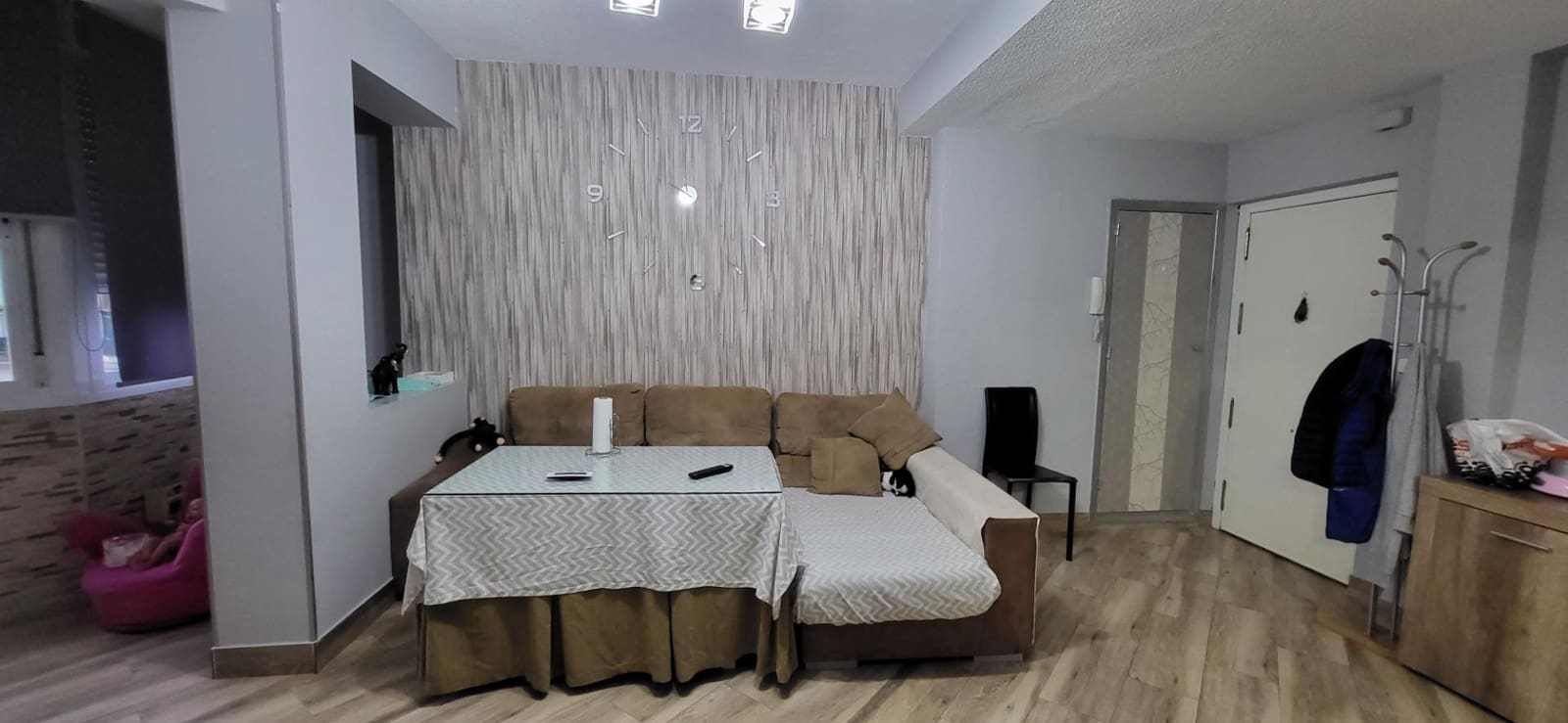 3 bedroom Flat for sale in Cordoba city - € 142,500 (Ref: 9908101)