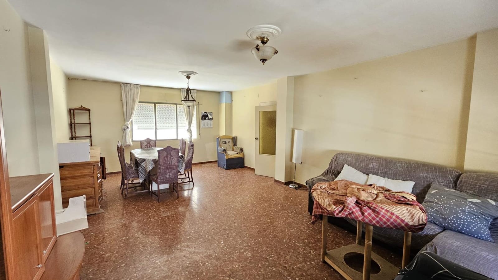 Casa de 5 habitaciones en Córdoba ciudad en venta con garaje - 249.500 € (Ref: 9913263)