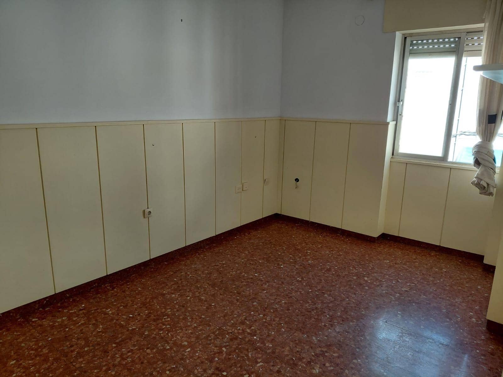 Casa de 5 habitaciones en Córdoba ciudad en venta con garaje - 249.500 € (Ref: 9913263)
