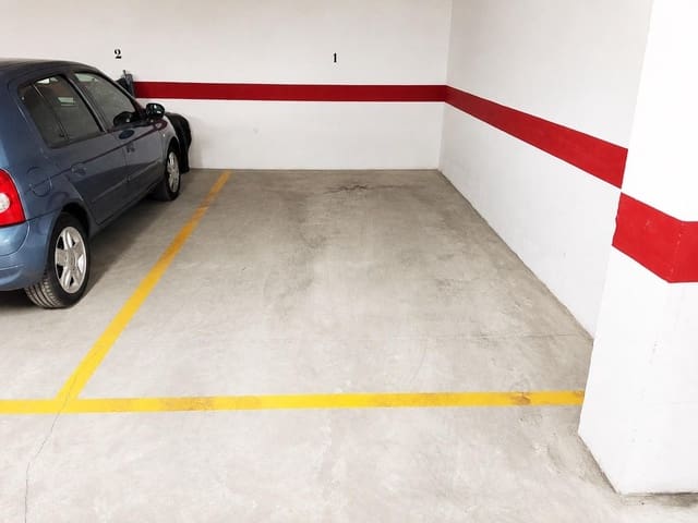 Garage for sale in Ciudad Jardín, Córdoba city - € 16,990 (Ref: 9922390)