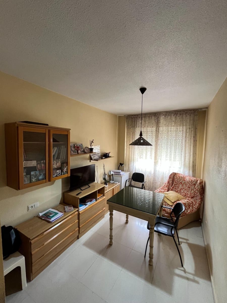 4 soverom Leilighet til salgs i Cordoba by - € 190 000 (Ref: 9927514)