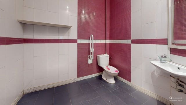 Commercial for rent in Arroyo del Moro, Córdoba city - € 1,000 (Ref: 9936472)