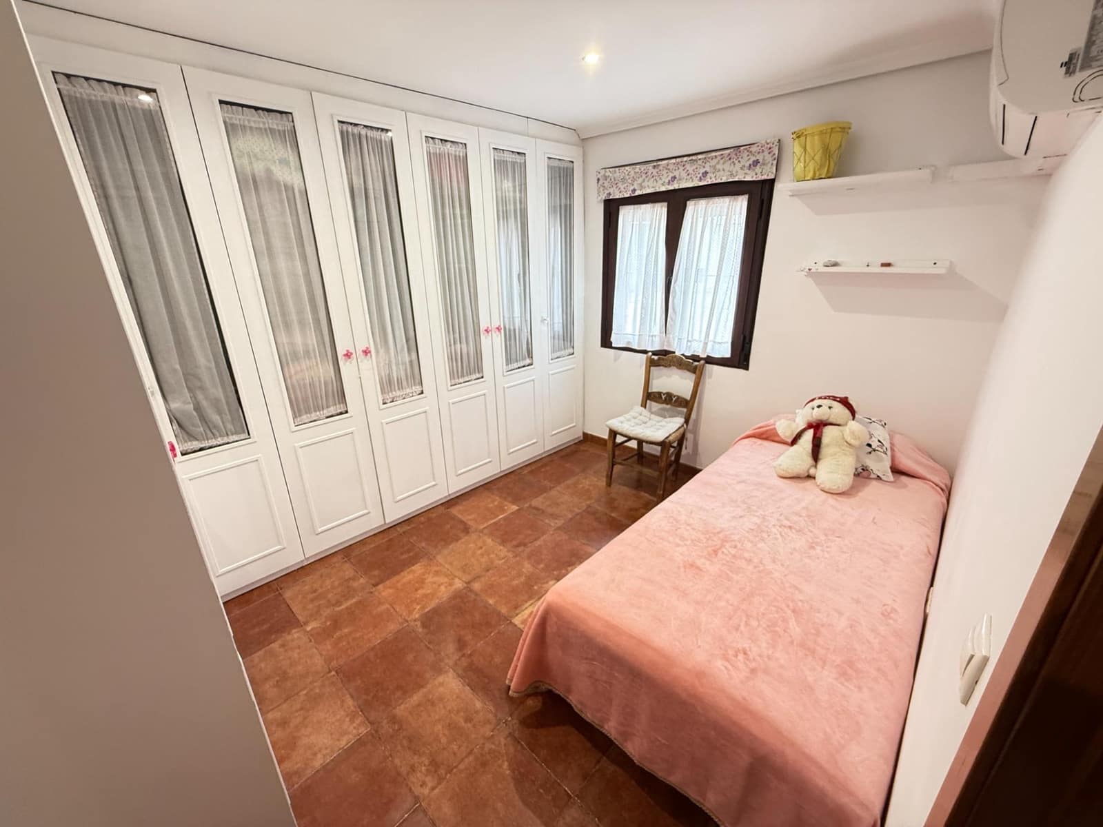 4 soveværelse Lejlighed til salg i Cordoba by - € 154.900 (Ref: 9938293)