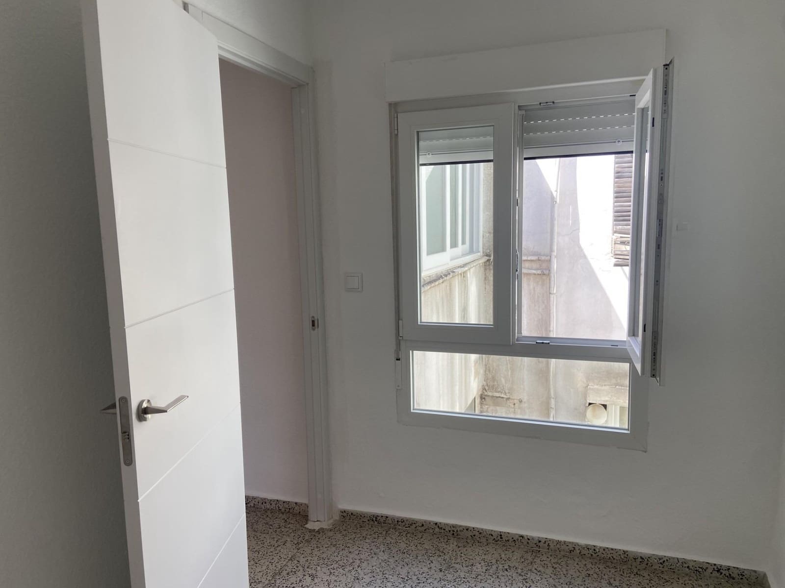 3 soverom Leilighet til salgs i Cordoba by - € 145 000 (Ref: 9940053)