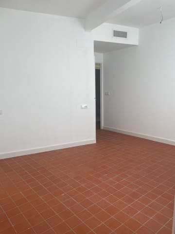 3 slaapkamer Flat te huur in Centro, Córdoba stad met garage - € 1.000 (Ref: 9940054)