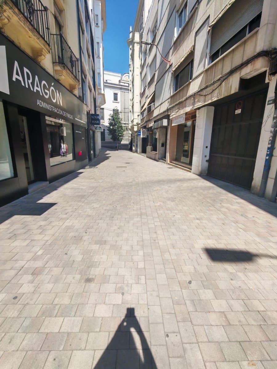 Erhverv til salg i Cordoba by - € 352.000 (Ref: 9945806)