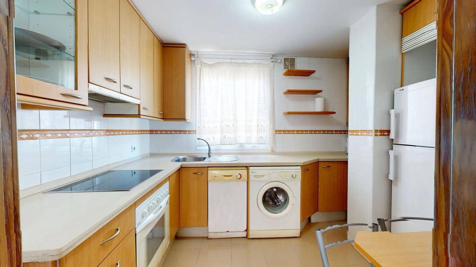 2 soveværelse Penthouse til salg i Cordoba by med garage - € 198.000 (Ref: 9945807)