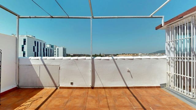2 soveværelse Penthouse til salg i Córdoba by med garage - € 198.000 (Ref: 9945807)
