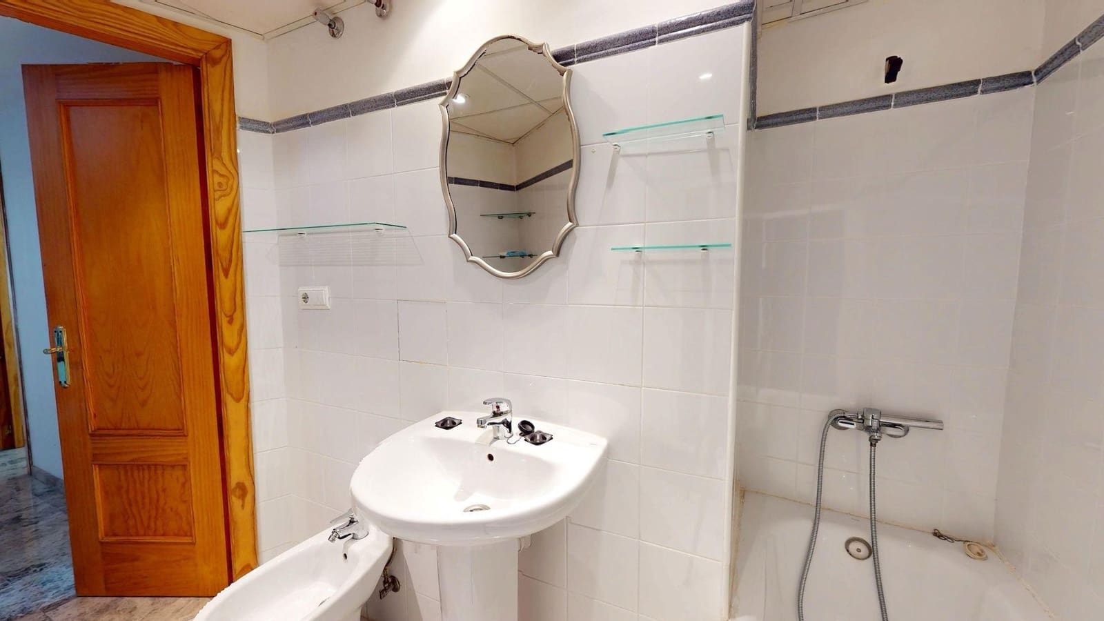 2 soveværelse Penthouse til salg i Cordoba by med garage - € 198.000 (Ref: 9945807)