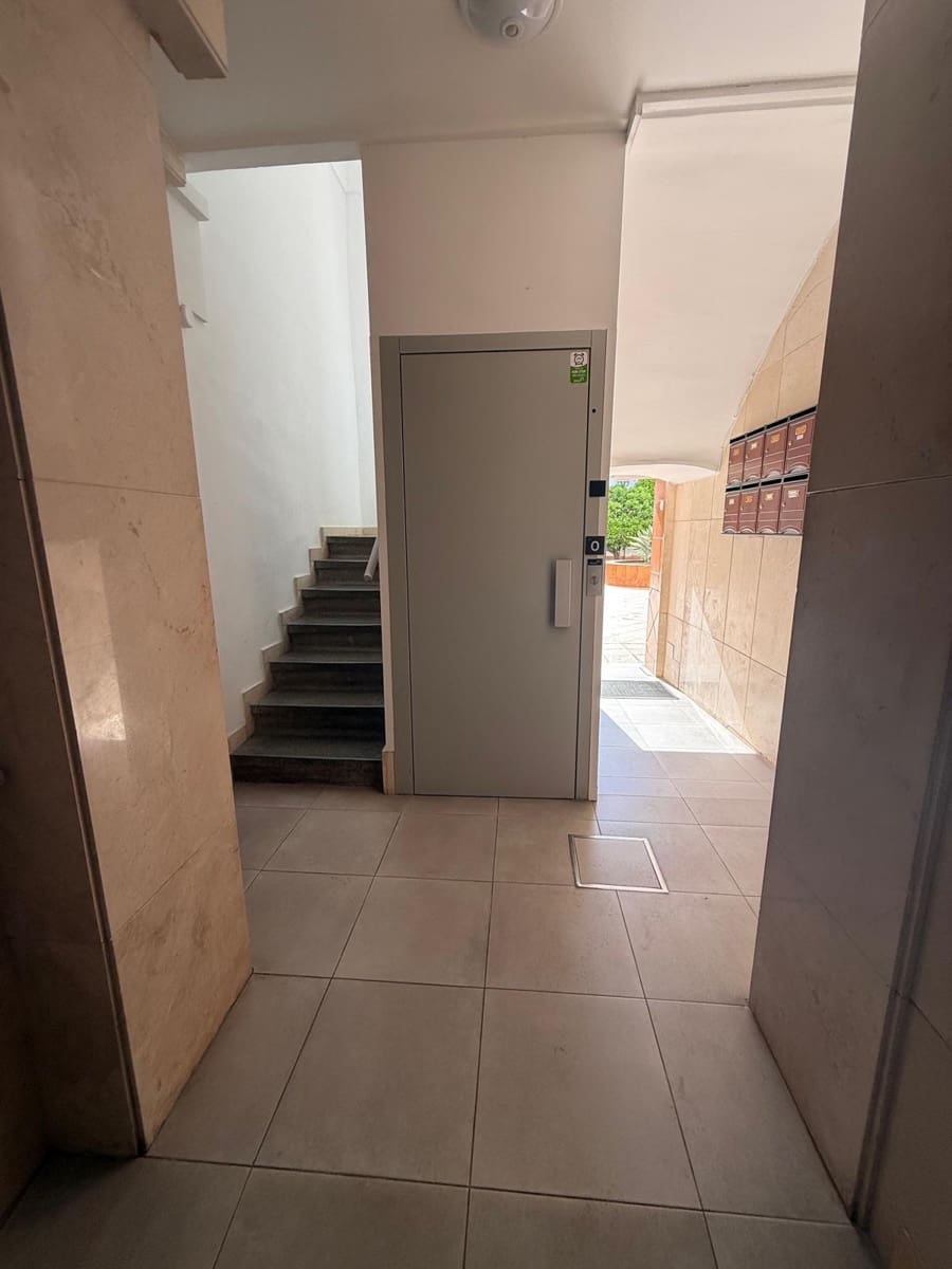 3 soverom Leilighet til salgs i Cordoba by - € 179 000 (Ref: 9945809)