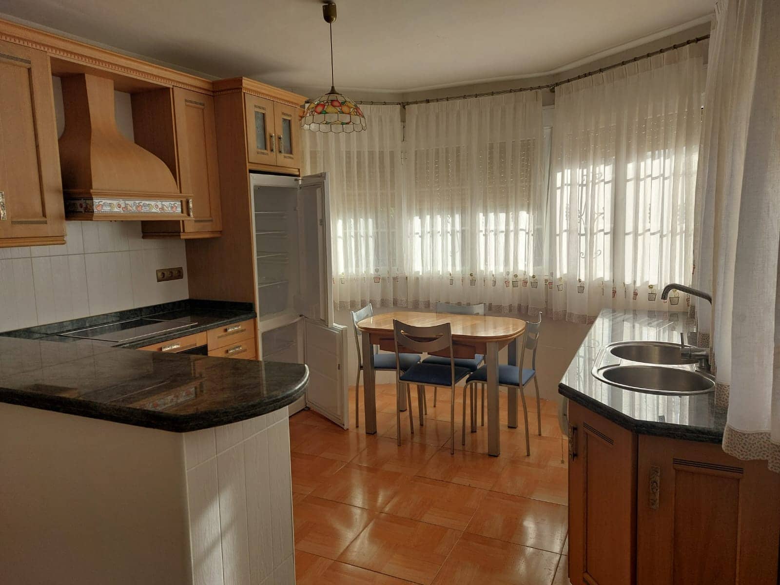 4 soveværelse Rækkehus til salg i Cehegin med swimmingpool garage - € 385.000 (Ref: 9706016)