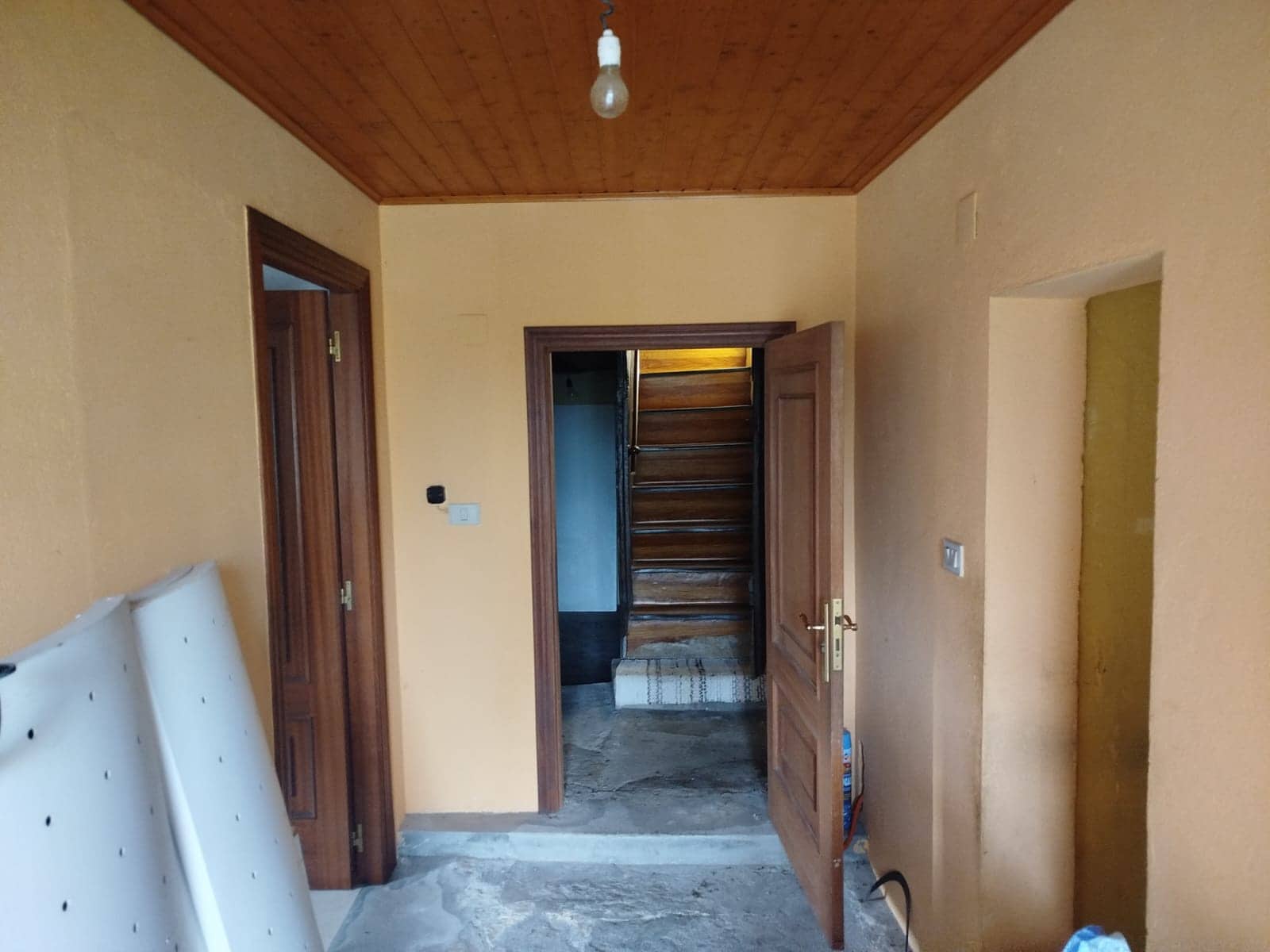 4 soveværelse Byhus til salg i O Paramo - € 89.000 (Ref: 9706019)