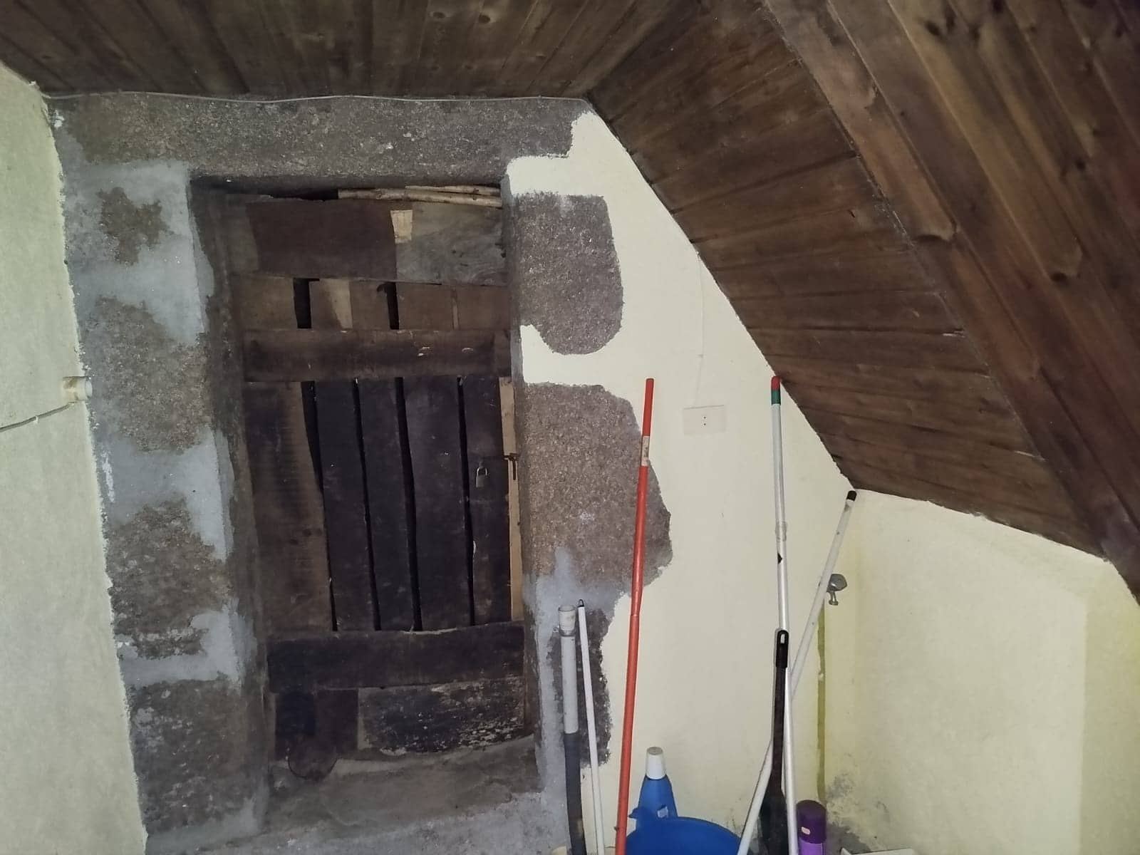 4 soveværelse Byhus til salg i O Paramo - € 89.000 (Ref: 9706019)