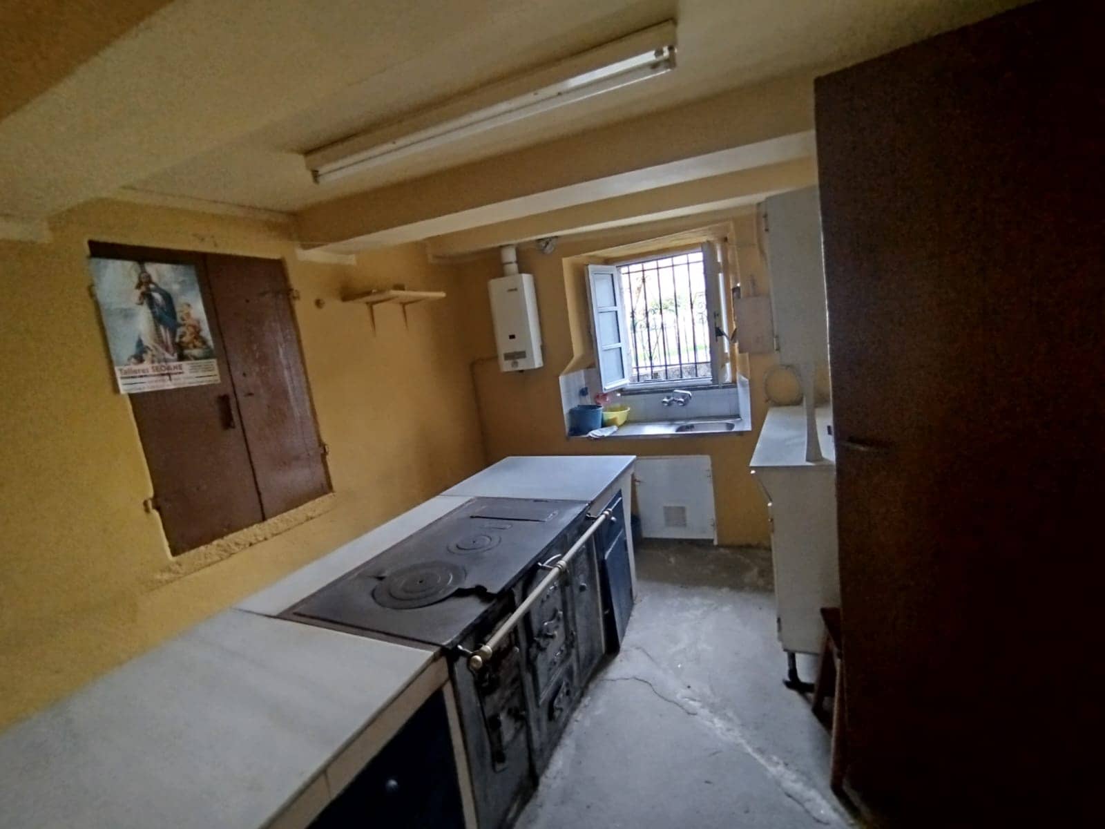 4 soveværelse Byhus til salg i O Paramo - € 89.000 (Ref: 9706019)