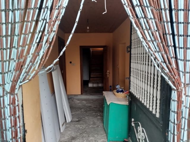 4 soveværelse Byhus til salg i O Páramo - € 89.000 (Ref: 9706019)