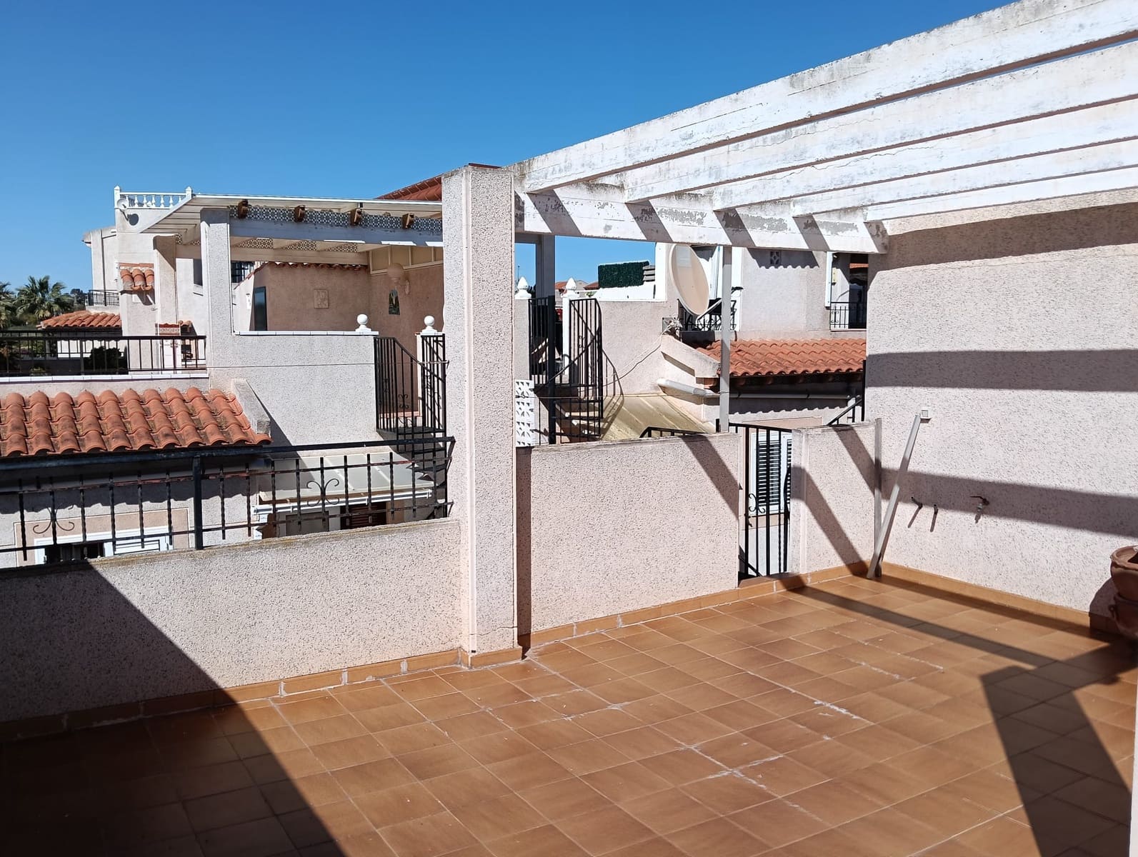 2 Zimmer Bungalow zu verkaufen in Guardamar del Segura mit Pool - 134.000 € (Ref: 9706040)