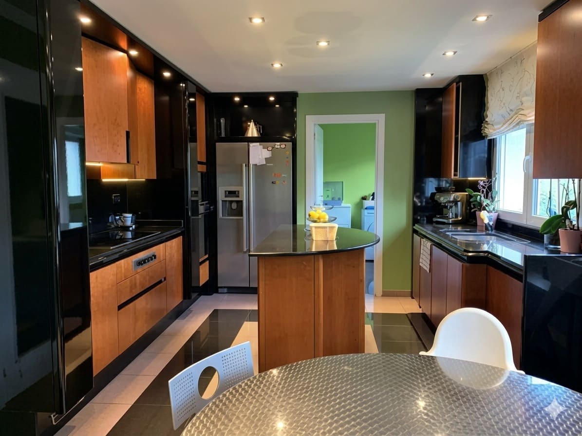 3 soveværelse Penthouse til salg i Lugo by med garage - € 384.900 (Ref: 9706041)