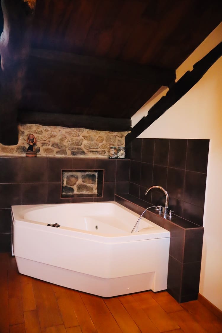 16 sypialnia Finka/Dom wiejski na sprzedaż w Friol - 650 000 € (Ref: 9709107)