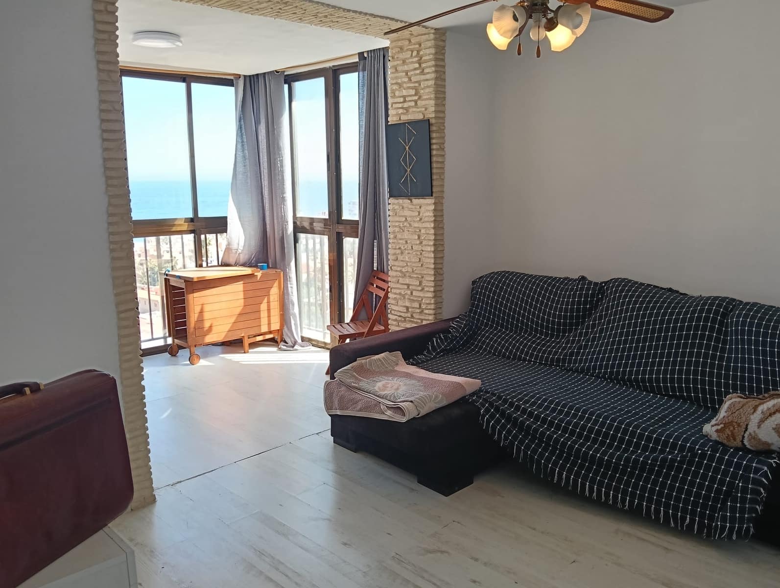 Apartamento de 2 habitaciones en Torrevieja en venta con piscina - 140.000 € (Ref: 9709111)