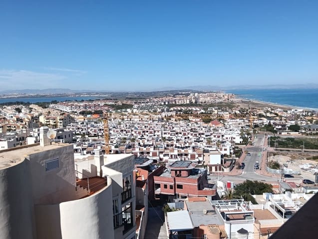 Apartamento de 2 habitaciones en Torrevieja en venta con piscina - 140.000 € (Ref: 9709111)