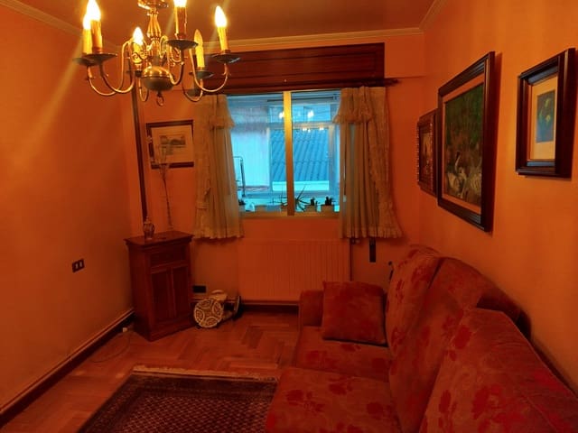 4 soveværelse Lejlighed til salg i Lugo by med garage - € 180.000 (Ref: 9709115)