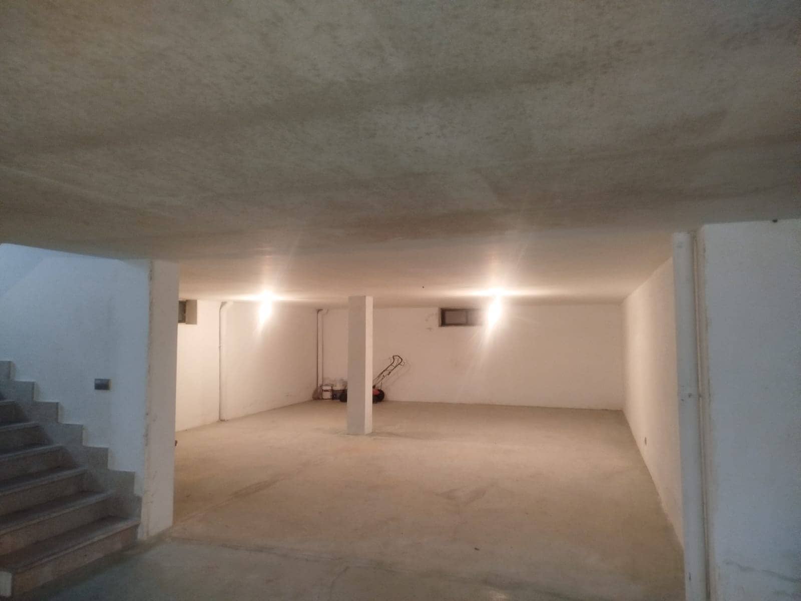 5 soveværelse Finca/Landehus til salg i Lugo by med garage - € 409.500 (Ref: 9714347)