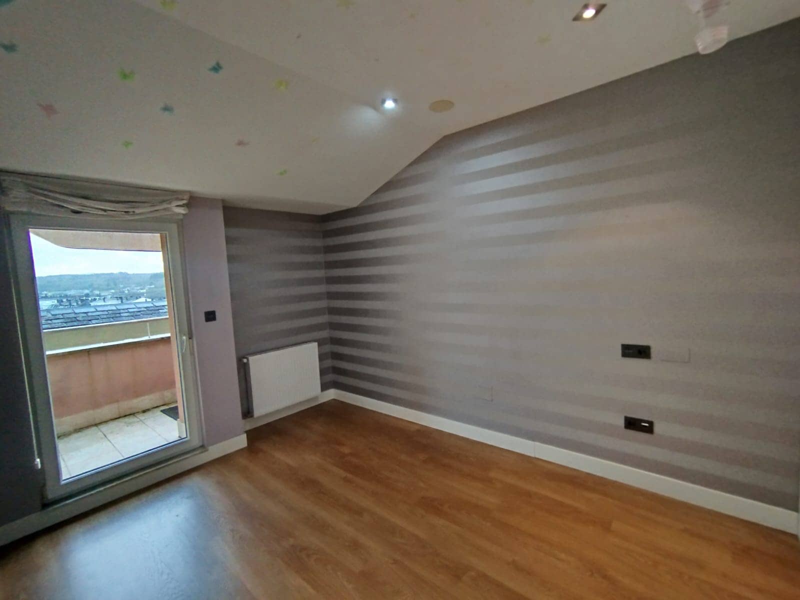 Piso de 3 habitaciones en Lugo ciudad en venta - 328.000 € (Ref: 9714369)