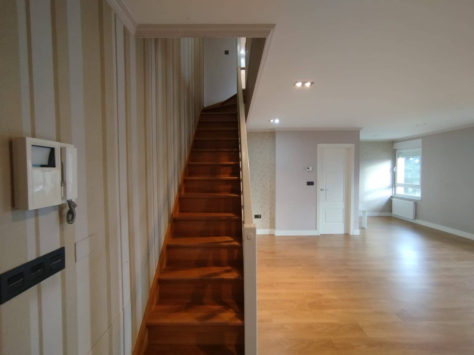 Piso de 3 habitaciones en Lugo ciudad en venta - 328.000 € (Ref: 9714369)