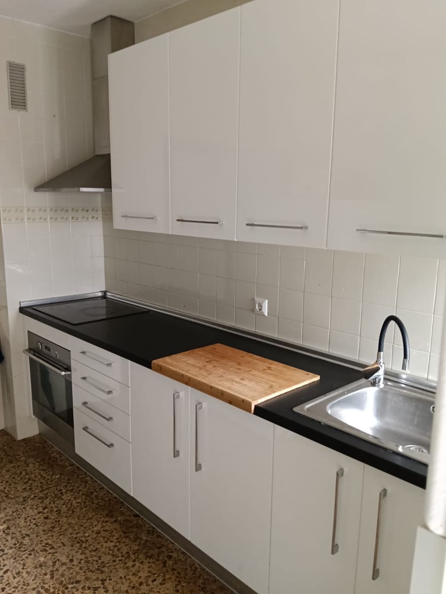 Piso de 4 habitaciones en Guardamar del Segura en venta con garaje - 225.000 € (Ref: 9731181)