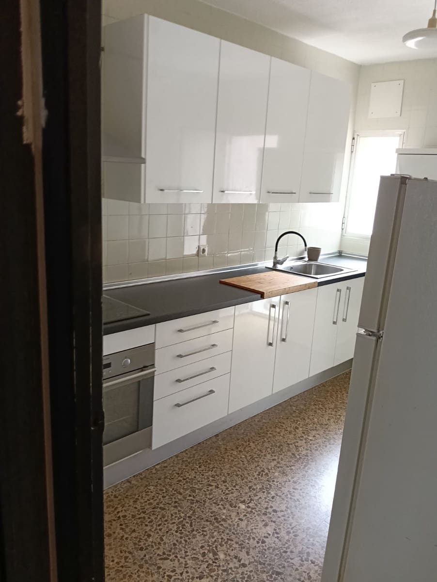 Piso de 4 habitaciones en Guardamar del Segura en venta con garaje - 225.000 € (Ref: 9731181)