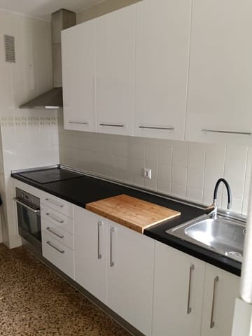 Piso de 4 habitaciones en Guardamar del Segura en venta con garaje - 225.000 € (Ref: 9731181)