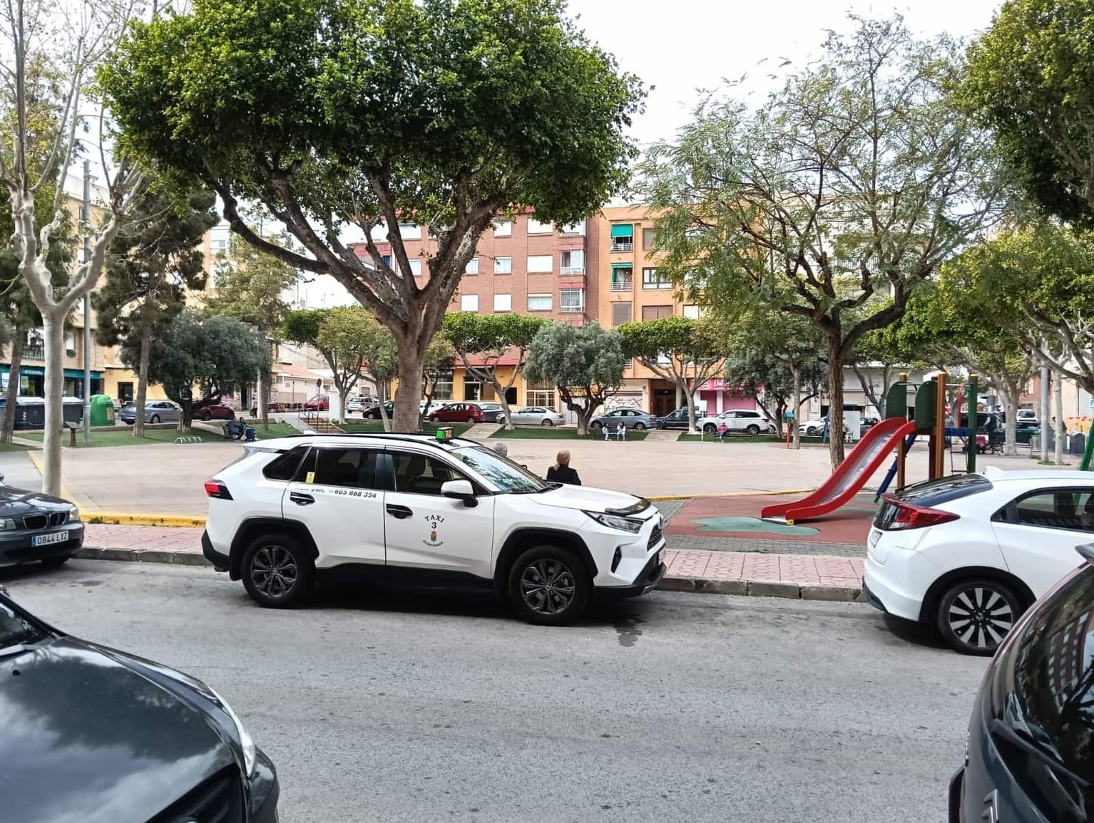 Piso de 4 habitaciones en Guardamar del Segura en venta con garaje - 225.000 € (Ref: 9731181)