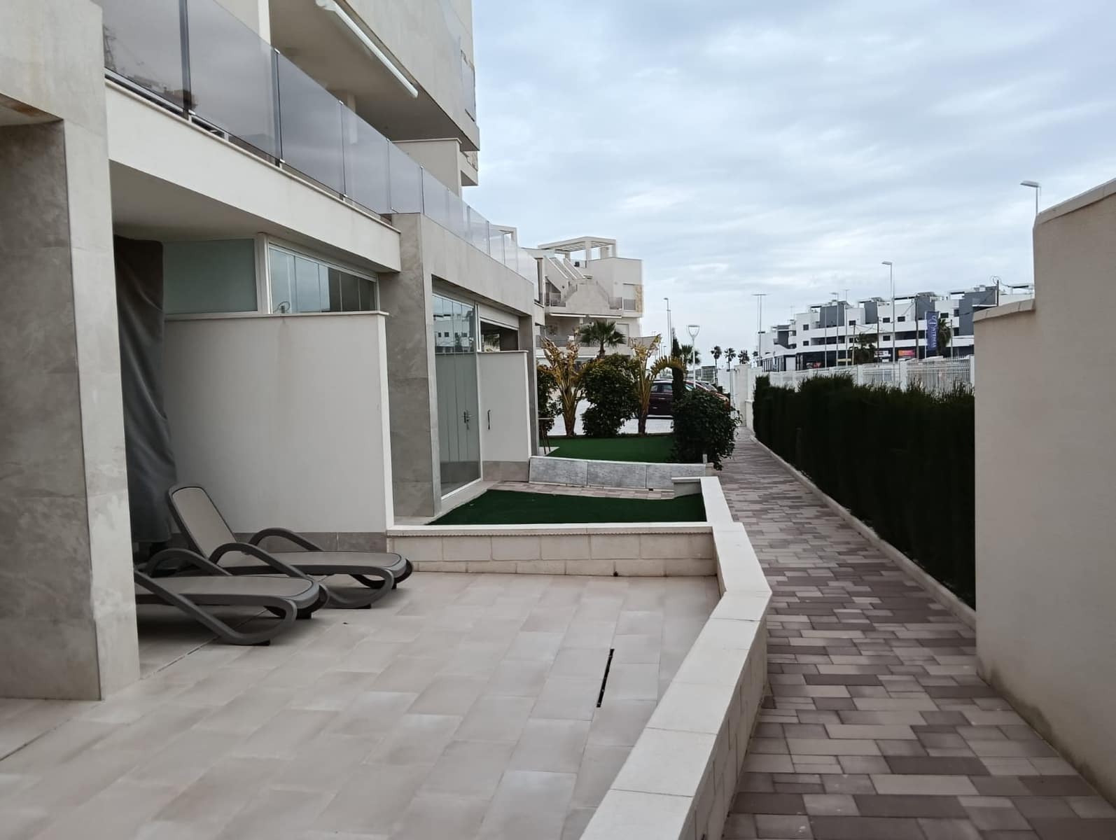 2 sovrum Semi-fristående Villa till salu i Guardamar del Segura med pool garage - 345 000 € (Ref: 9731191)