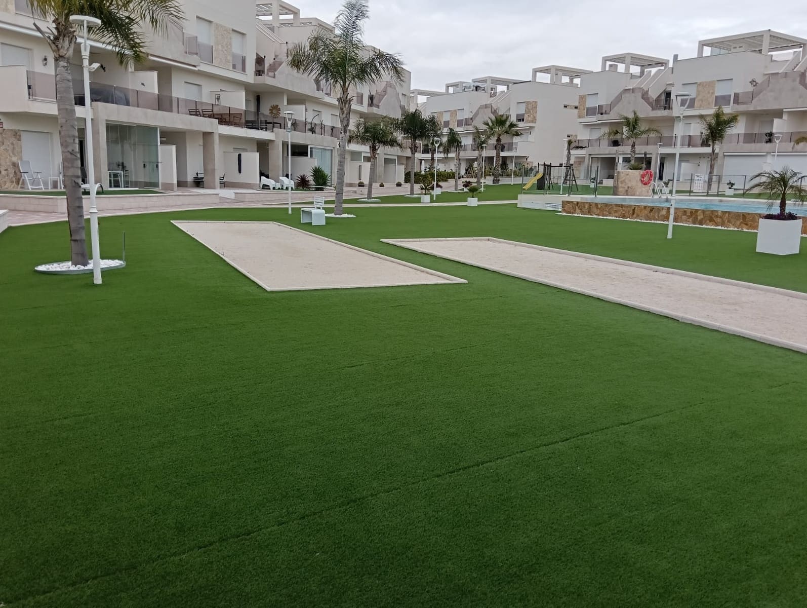 2 sovrum Semi-fristående Villa till salu i Guardamar del Segura med pool garage - 345 000 € (Ref: 9731191)