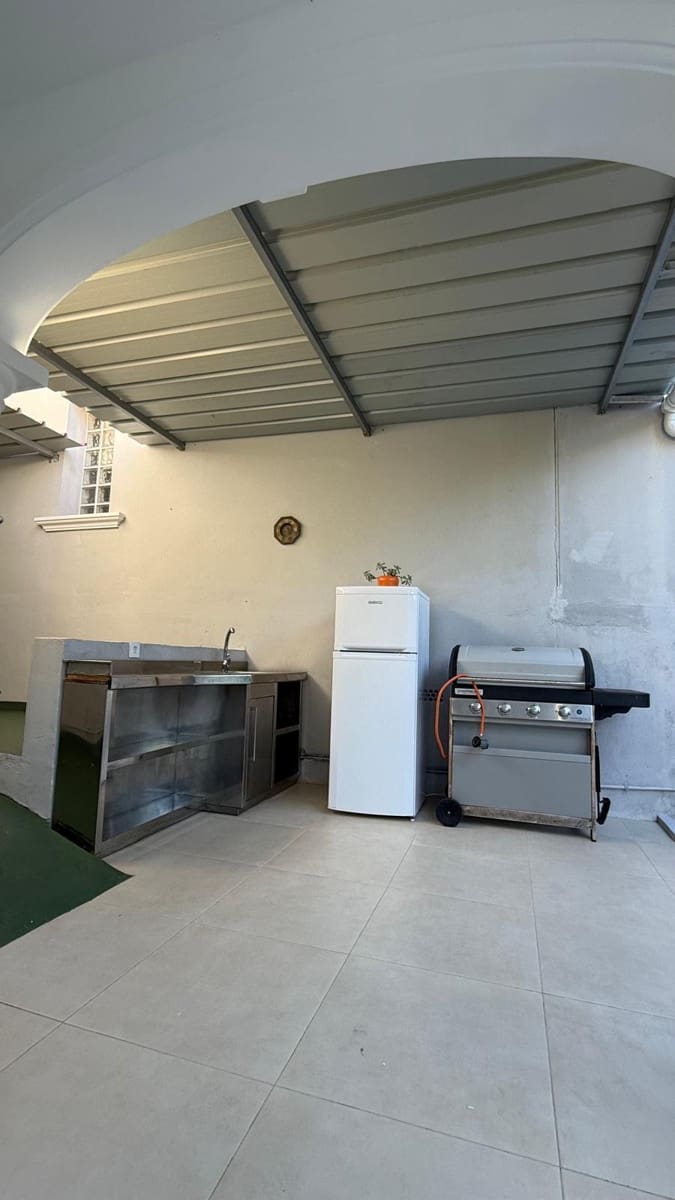 3 soverom Rekkehus til salgs i Calpe / Calp med svømmebasseng garasje - € 365 000 (Ref: 9759428)