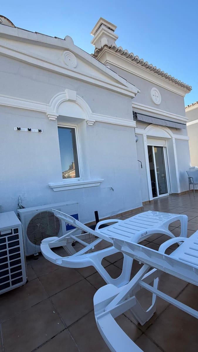 3 soverom Rekkehus til salgs i Calpe / Calp med svømmebasseng garasje - € 365 000 (Ref: 9759428)