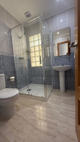 3 soverom Rekkehus til salgs i Calpe / Calp med svømmebasseng garasje - € 365 000 (Ref: 9759428)